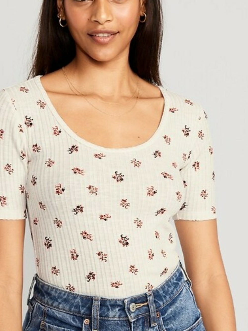 Old Navy Cream Floral Scoop Neck Ribbed Tee